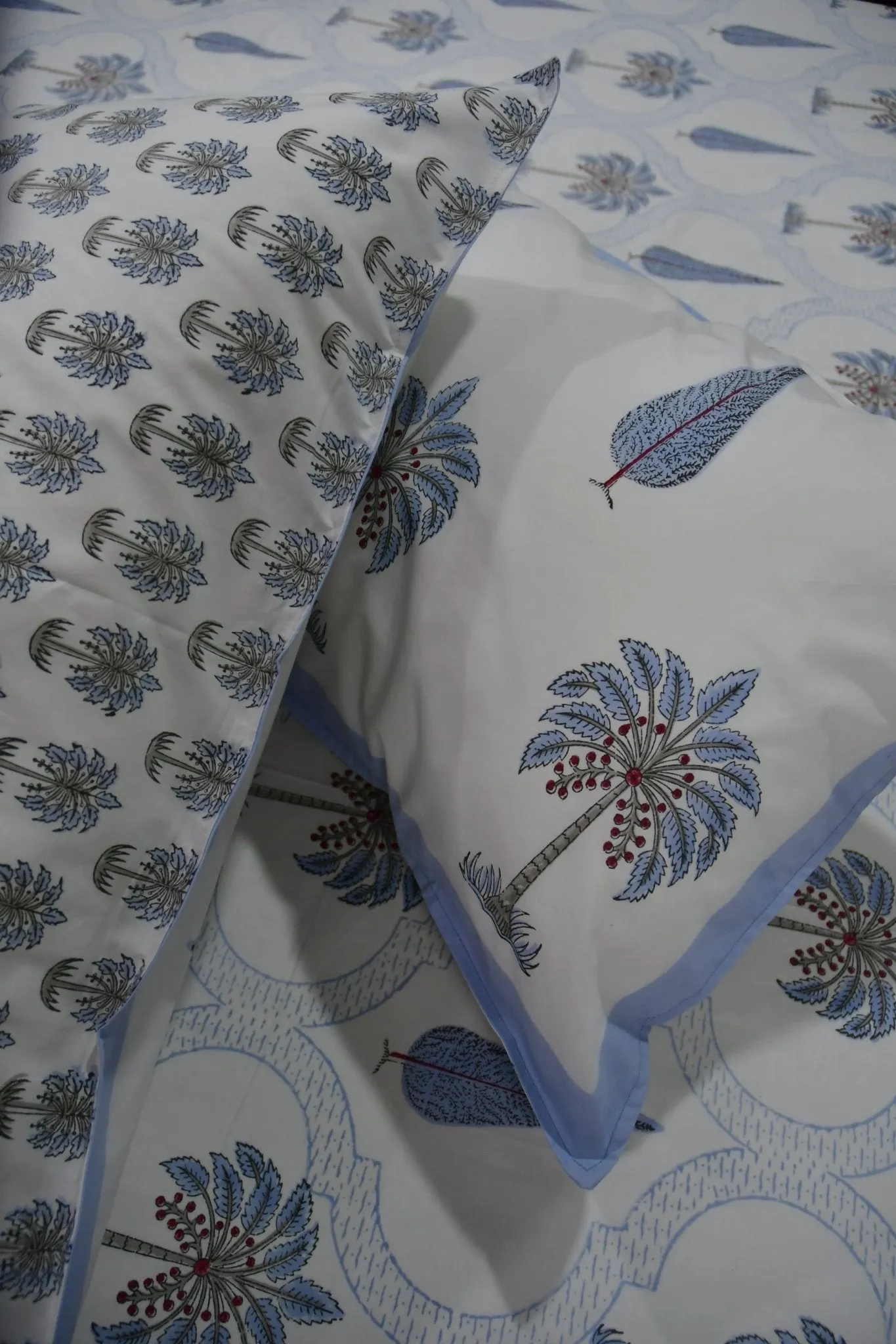 Blue Palm Hand Block Bedsheet