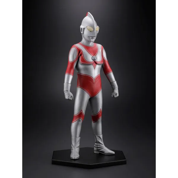 CHARACTER CLASSICS No.11 THE RETURN OF ULTRAMAN