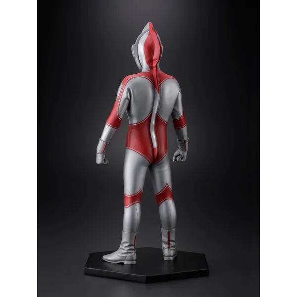 CHARACTER CLASSICS No.11 THE RETURN OF ULTRAMAN