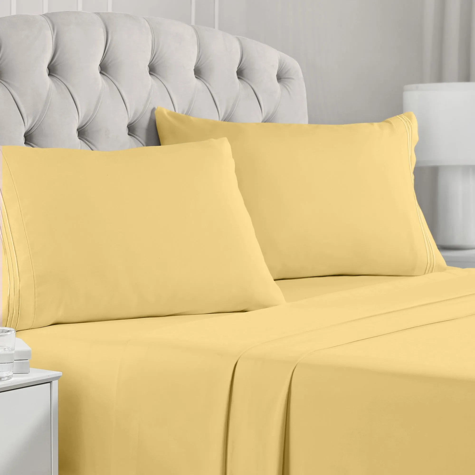 Iconic 4-Piece Microfiber Sheet Set (Light Colors)