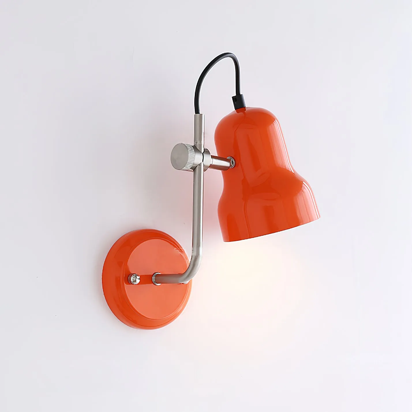 Kari Wall Lamp