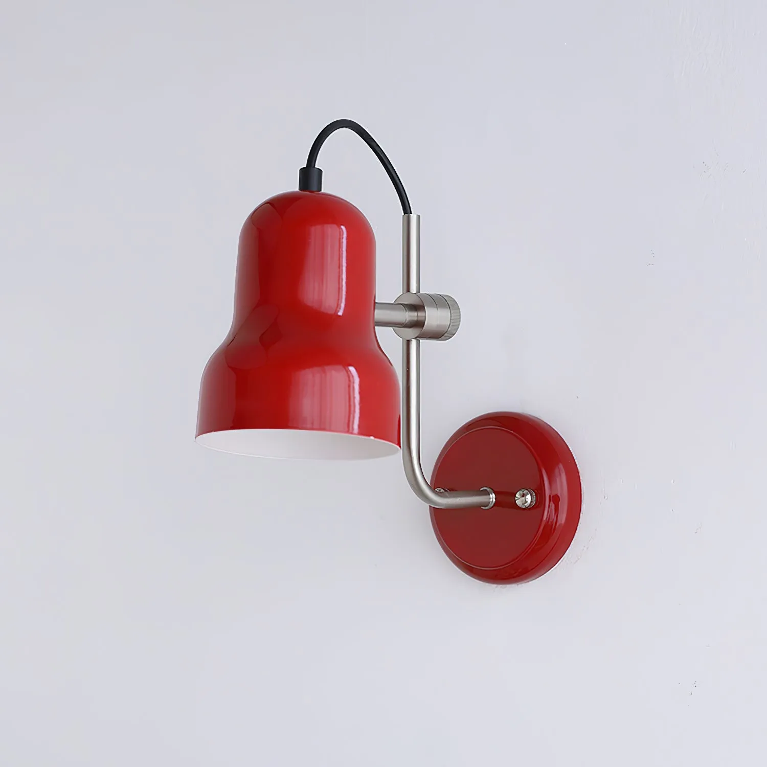 Kari Wall Lamp