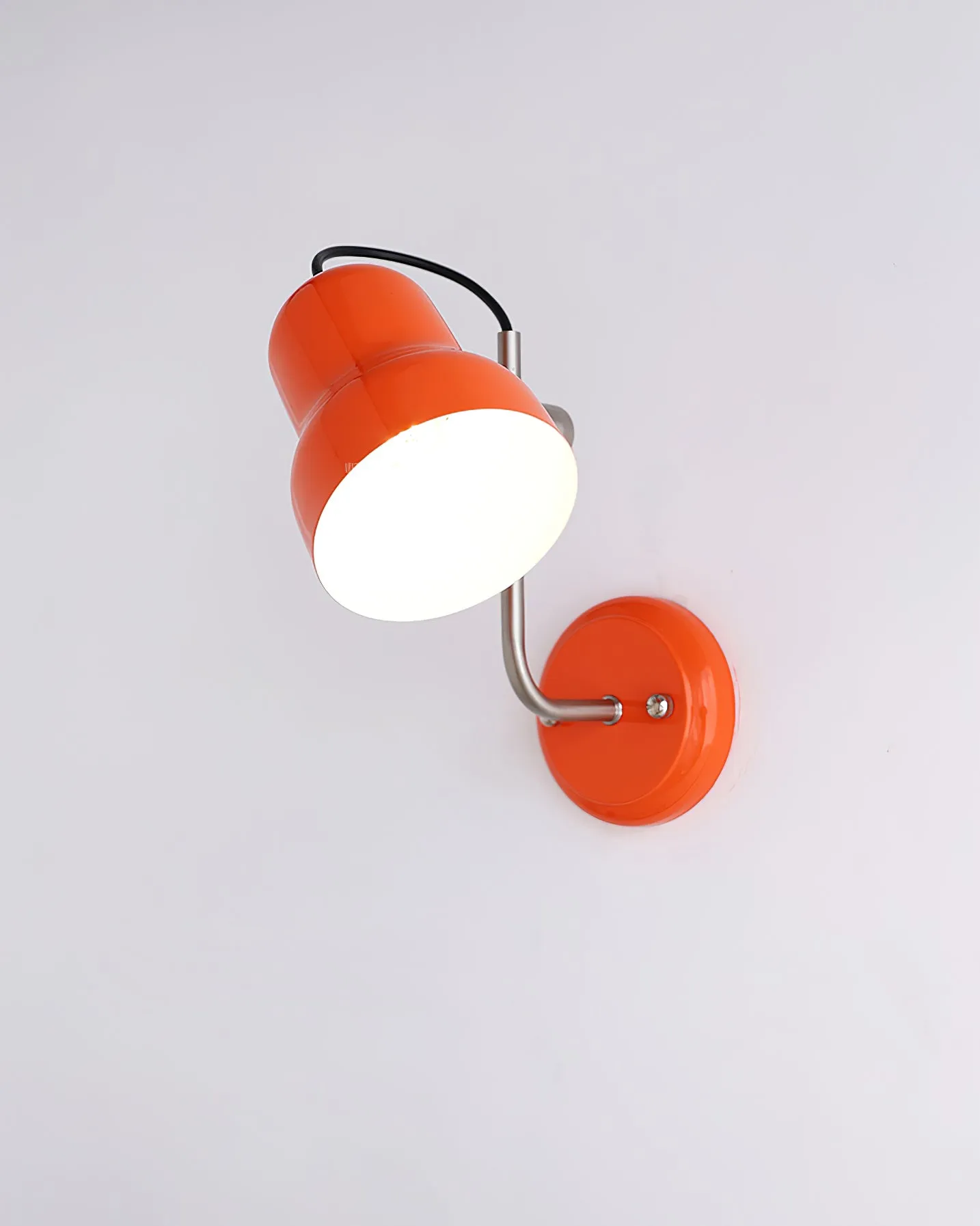 Kari Wall Lamp