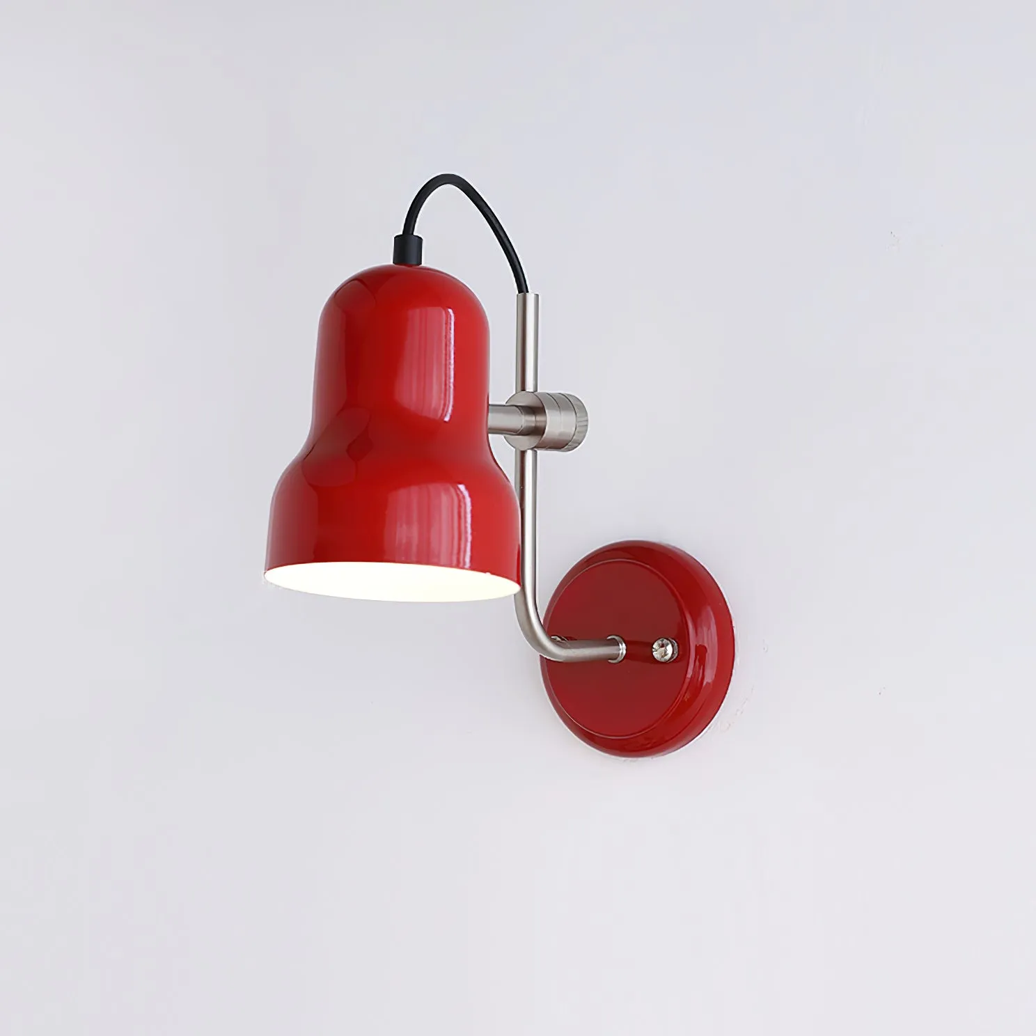 Kari Wall Lamp