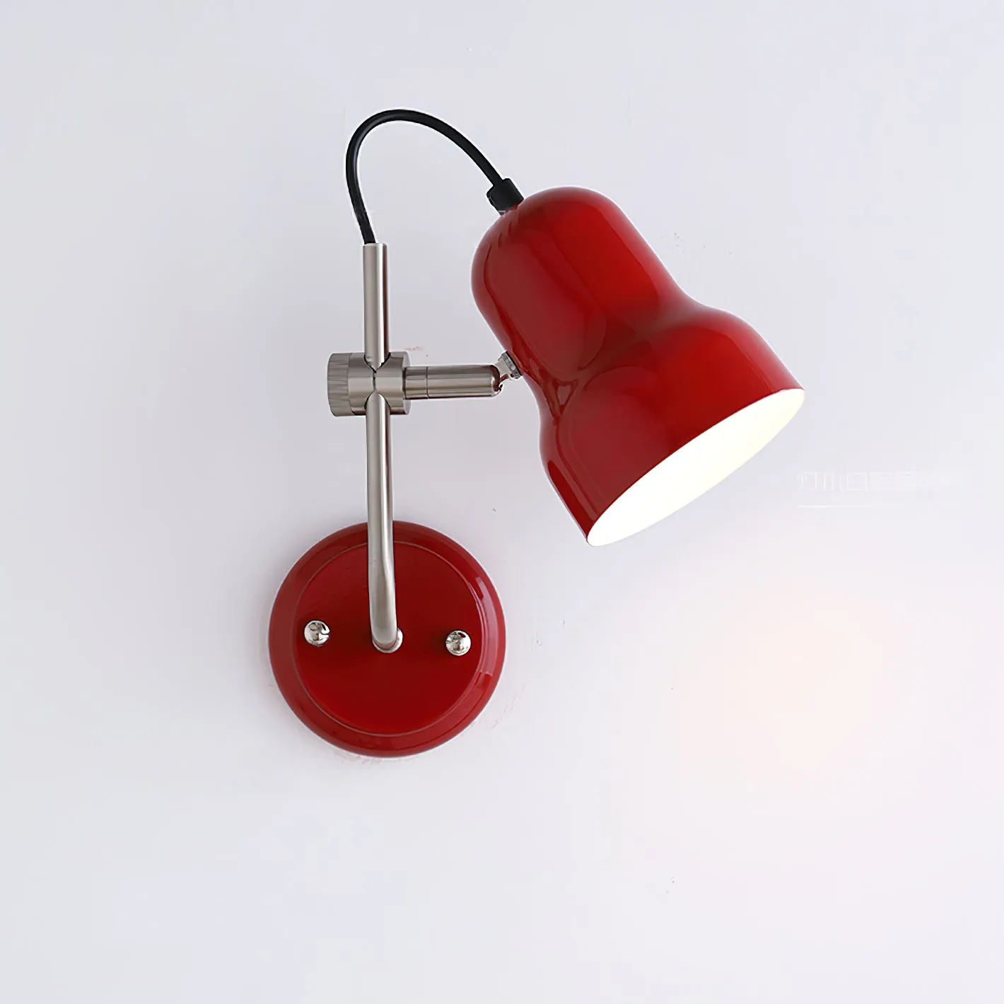 Kari Wall Lamp