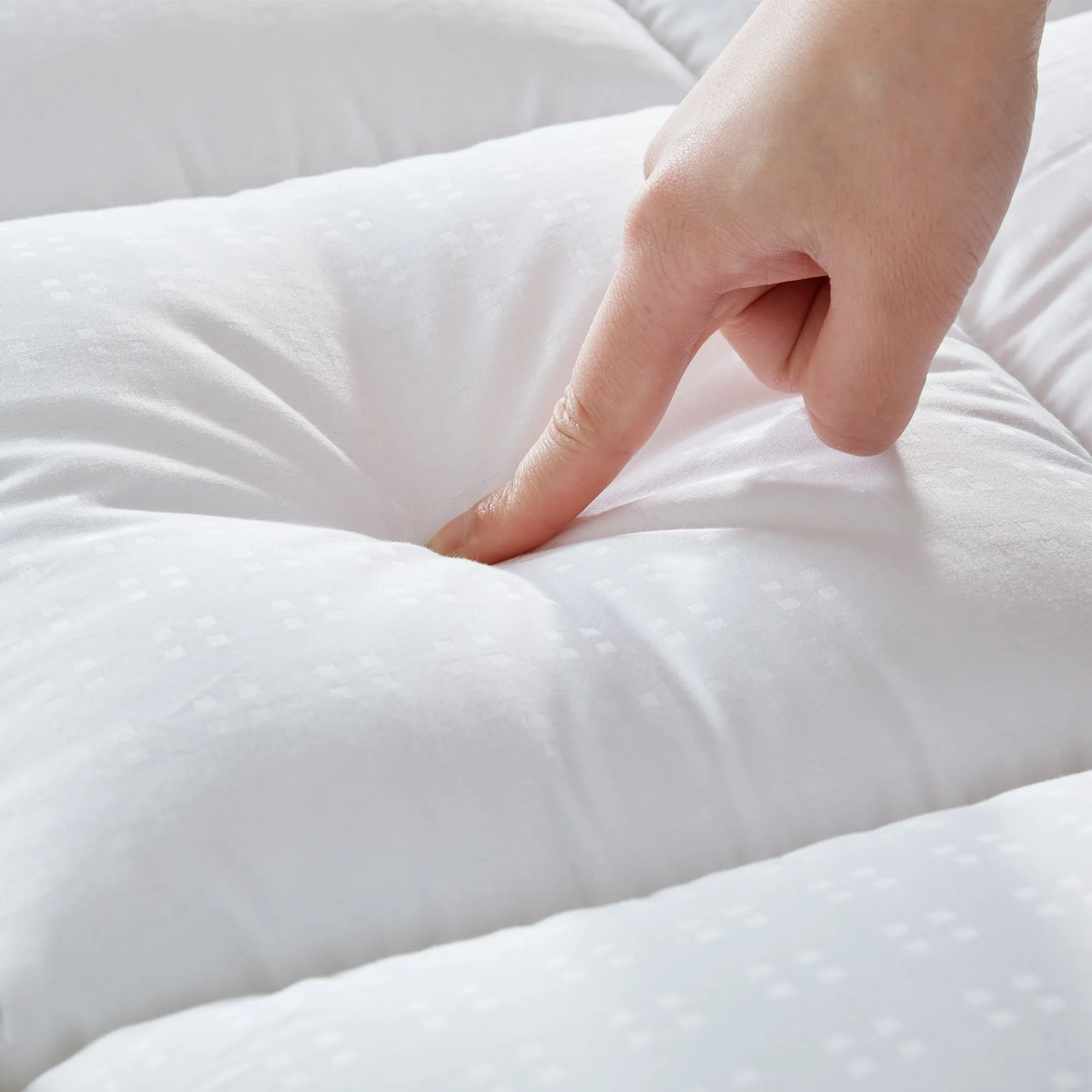 Luxury Thick Cotton Mattress Pad White