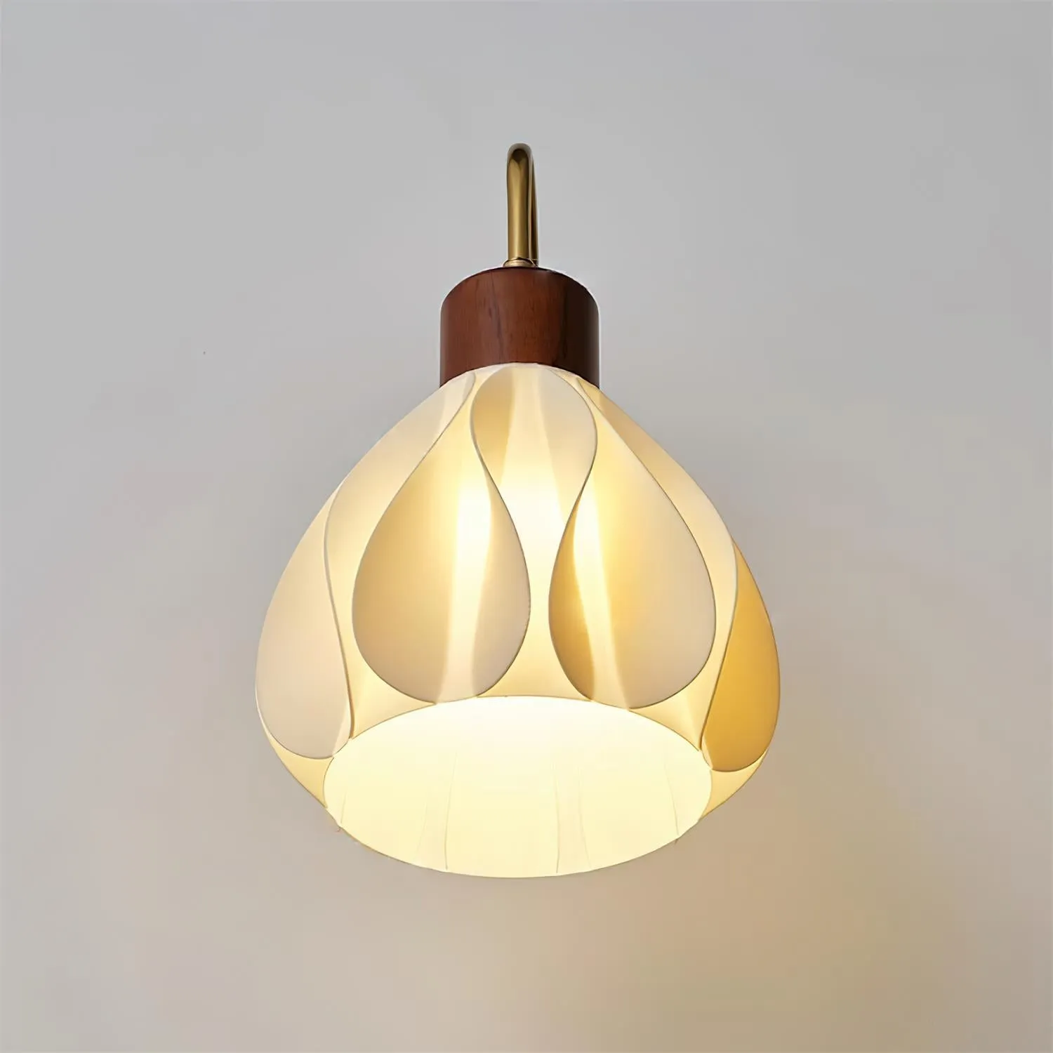 Novus Wall Lamp