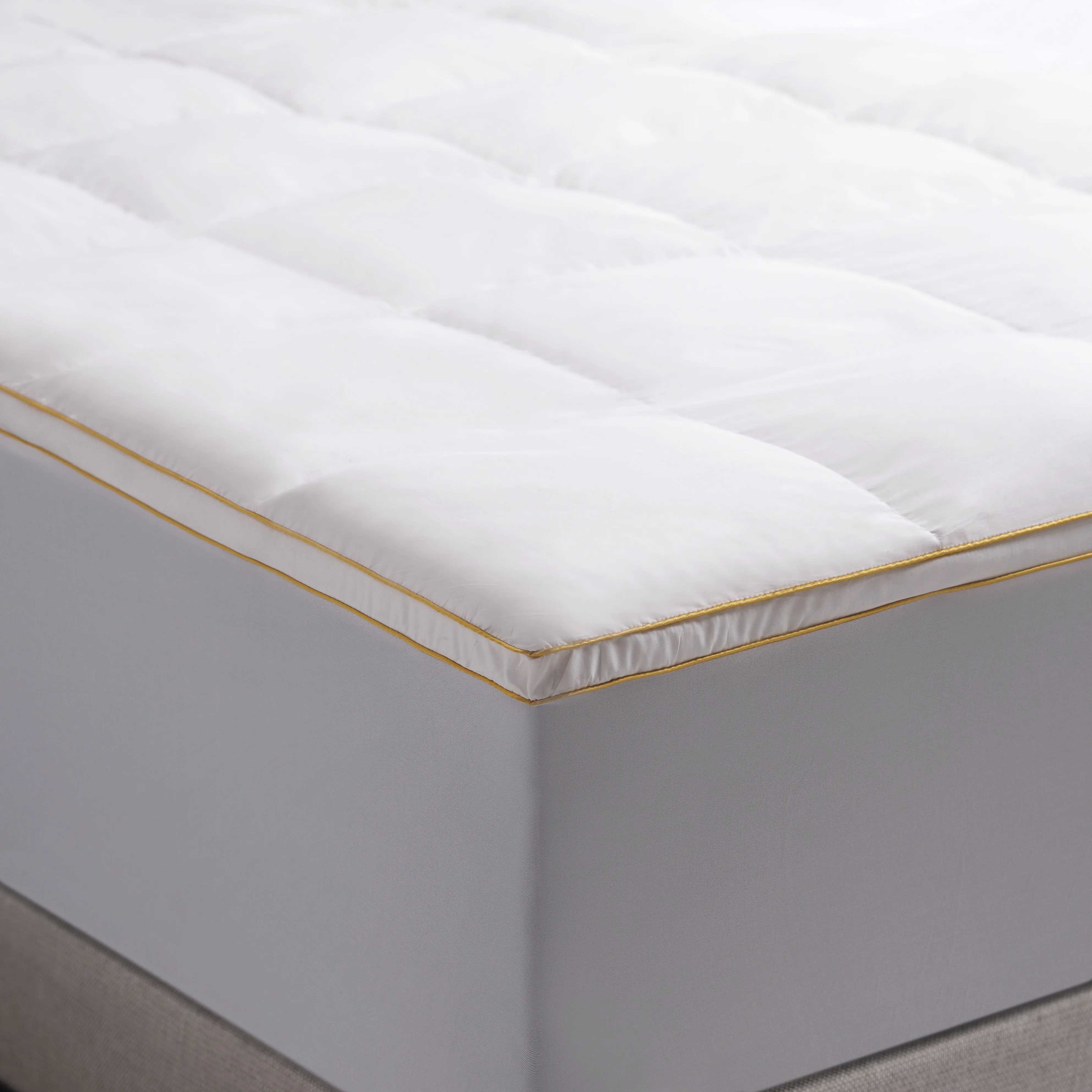 Poly Prime Feather Fiber Fill Bed