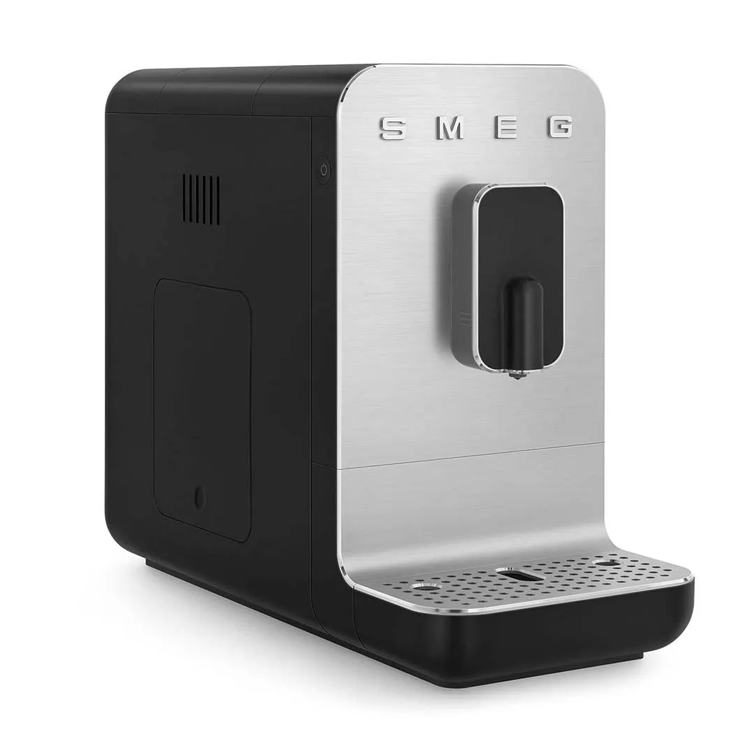 SMEG Fully Automatic Coffee Machine