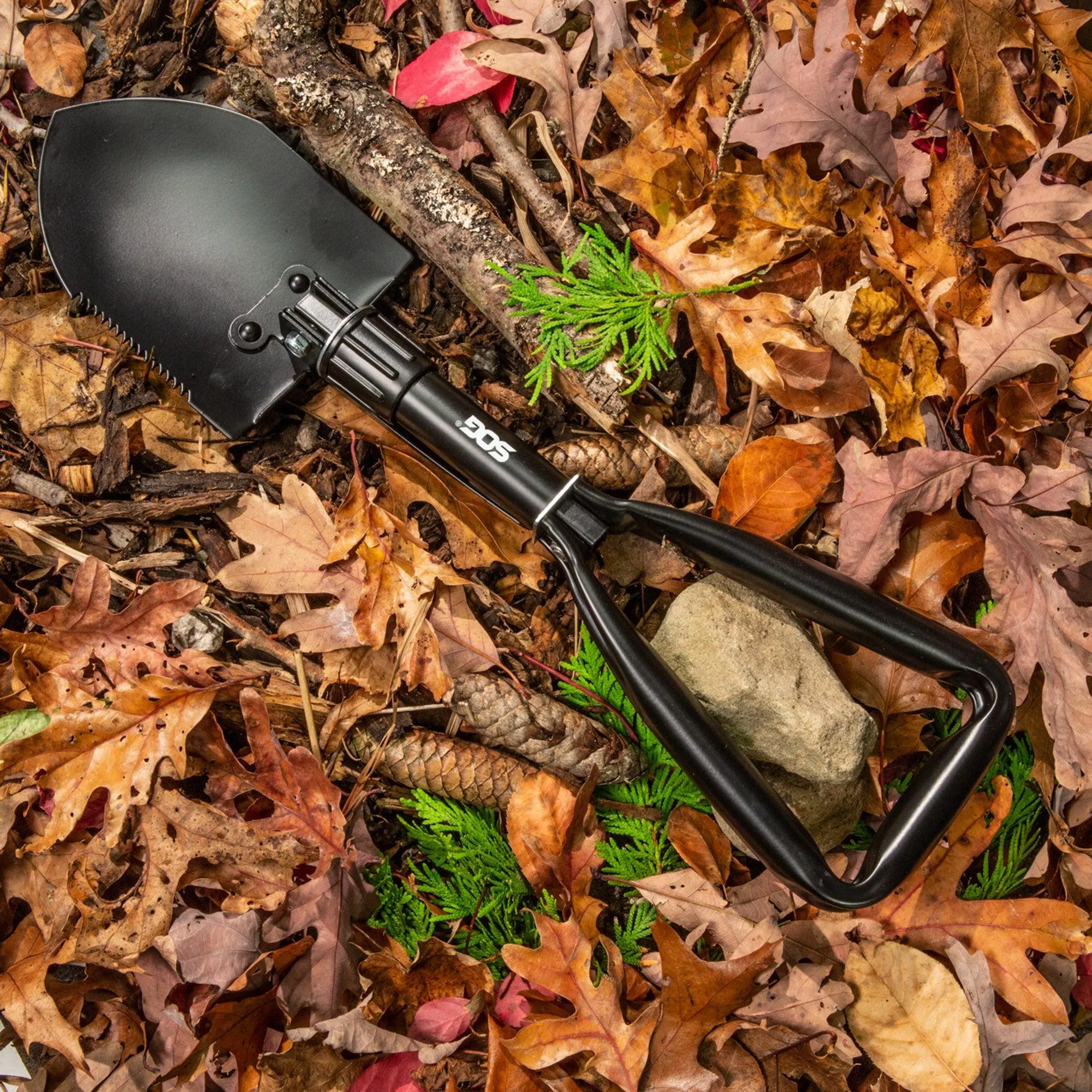 SOG Entrenching Tool