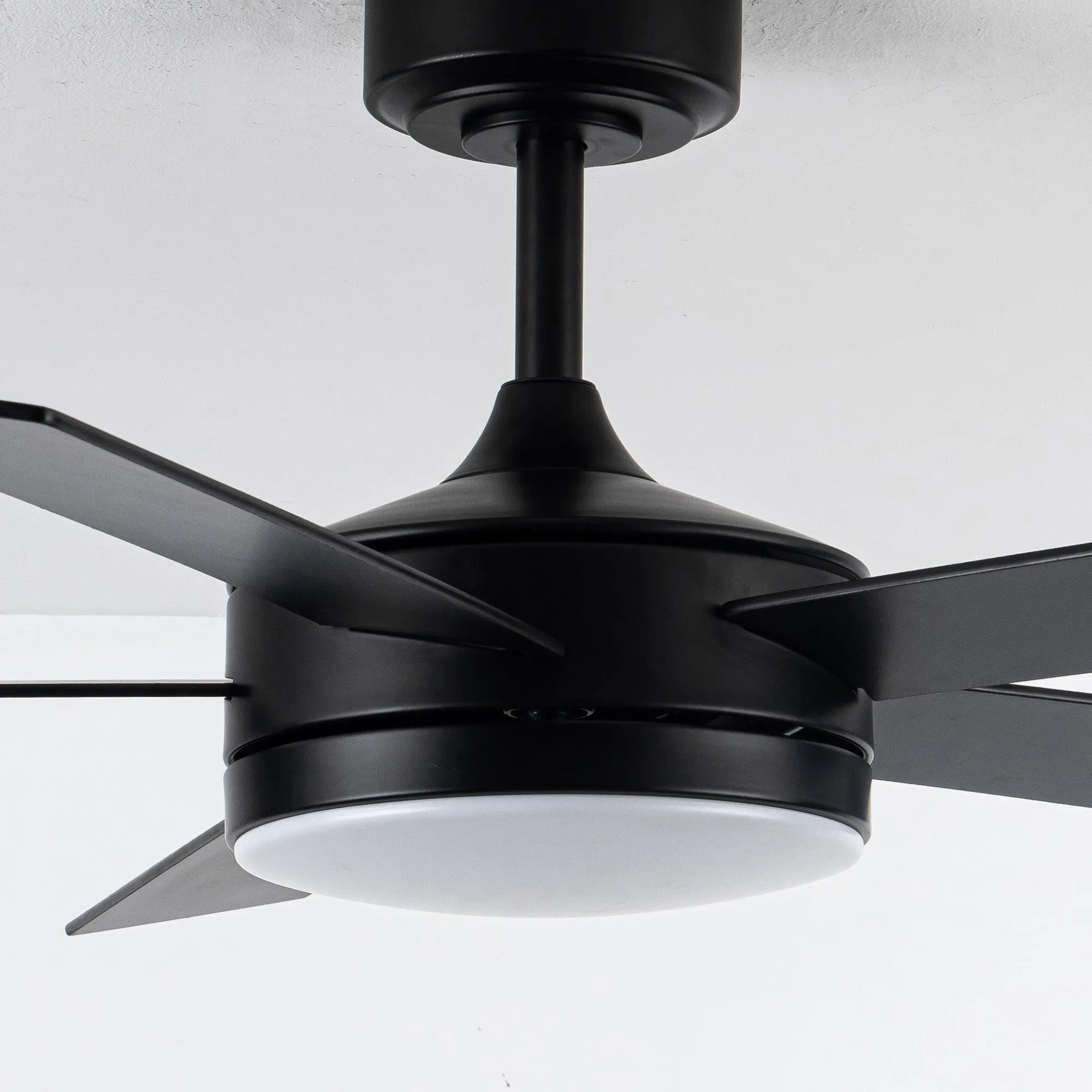 Vaczon 48" 5 Blades Industrial DC Motor Ceiling Fan with LED Lighting and Remote Control